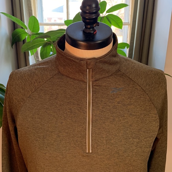 Reebok long sleeve - Picture 2 of 7